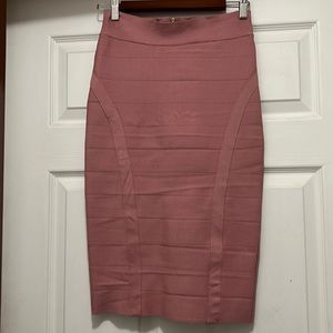 Mauve, Band-Aid skirt